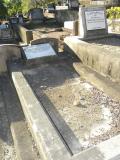 image of grave number 370395